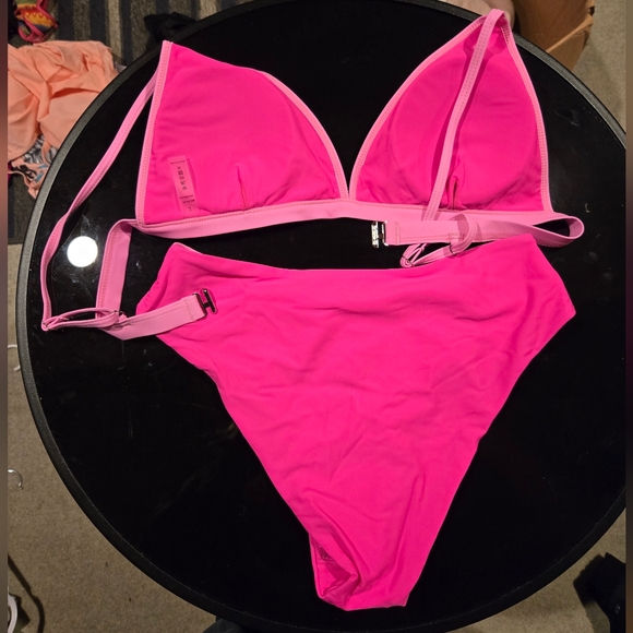 New Monochrome Bikini - Picture 2 of 2